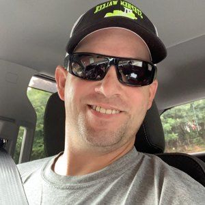 Meet your Posher, Joshua